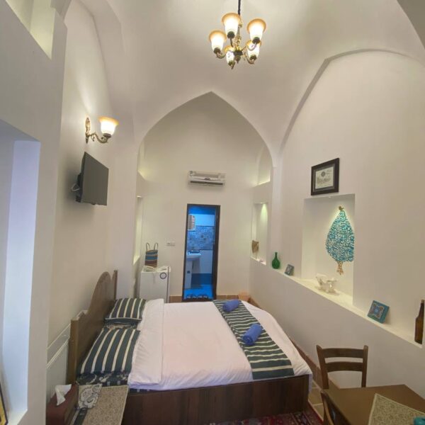 اتاق پروین اعتصامی