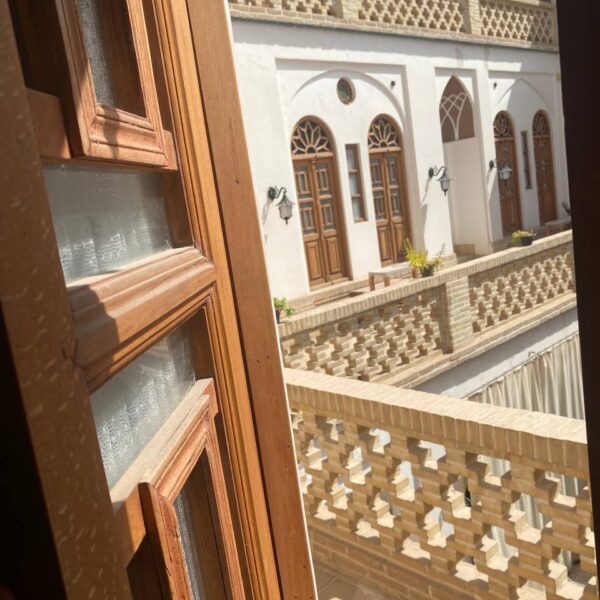 اتاق رهی معیری