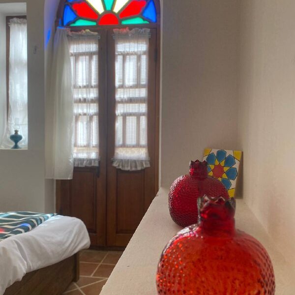 اتاق رهی معیری