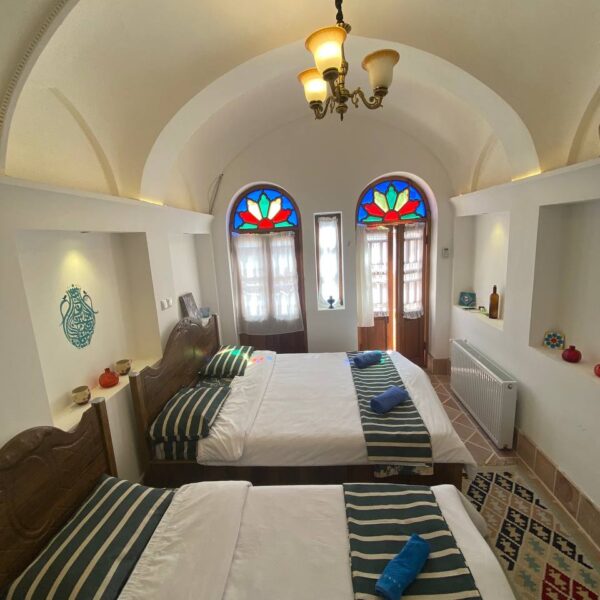 اتاق رهی معیری