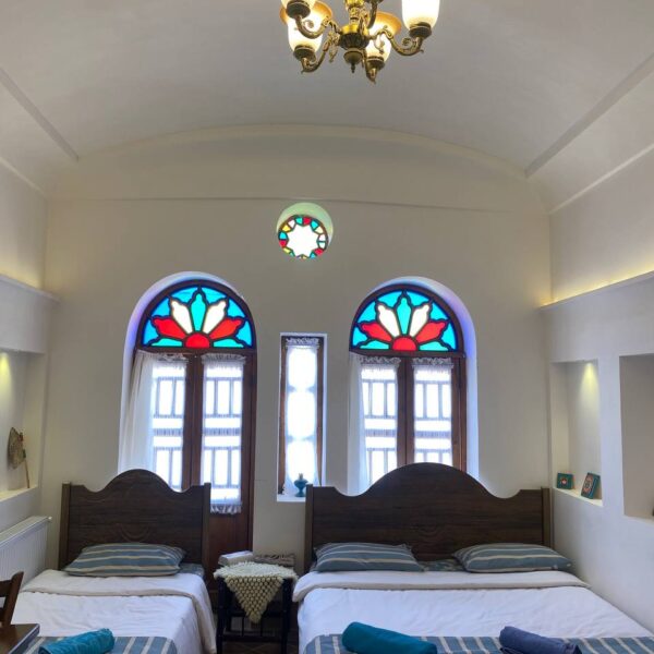 اتاق فروغ فرخزاد